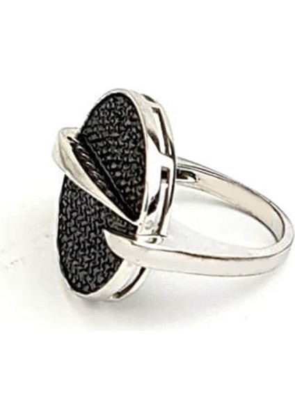 İtalyan tasarımı 925 ayar gümüş siyah oniks taşlı modern yüzük modelleri