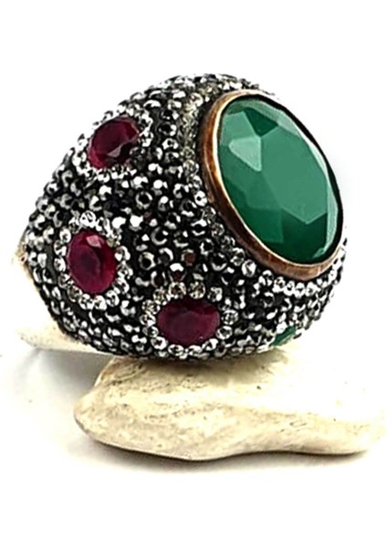 Kök zümrüt taşlı swarovski taş detaylı gümüş tasarım yüzük indirimleri