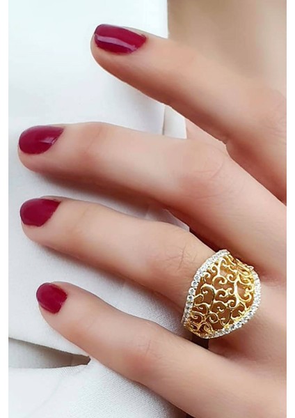 Zirkon taş detaylı italyan tasarımı gümüş üzerine altın kaplama lüks yüzük