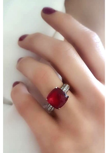 italyan tasarımı Kırmızı zirkon taşlı gümüş lüks yüzük