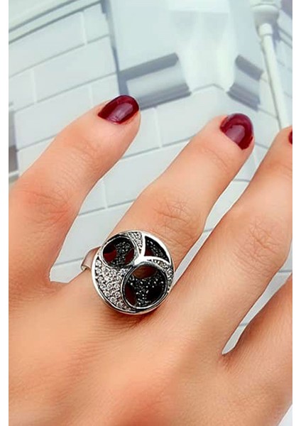 oniks zirkon taş detaylı italyan tasarımı gümüş lüks yüzük