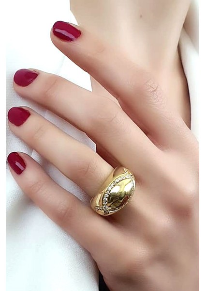 Zirkon taş detaylı italyan 925 ayar gümüş üzerine altın kaplama bombeli lüks yüzük modelleri