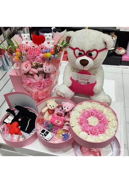 Pembe Lüks Gösterişli Hediye Kutusu