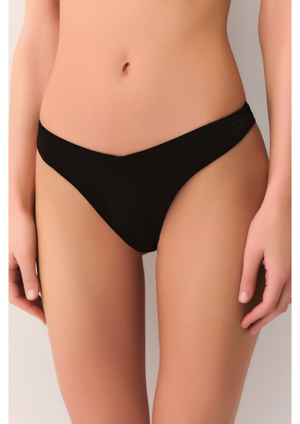 Brazilian Bikini Alt