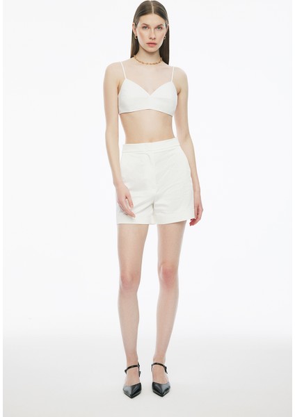 Beyaz Bevins Regular Fit Yüksek Bel Boru Paça Kısa Boy Şort