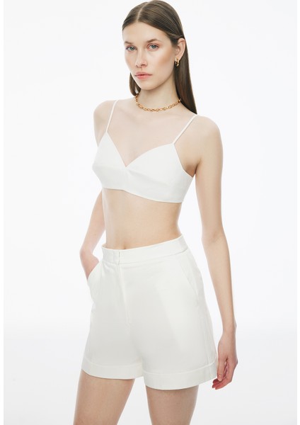 Beyaz Bevins Regular Fit Yüksek Bel Boru Paça Kısa Boy Şort fiyatları