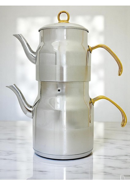 Süzekli Jumbo Boy Altın-Çelik Kulplu Çaydanlık Üstdemlik;1,90 Lt Altdemlik;3,40 Lt
