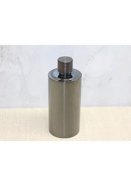 Çelik Shaker Model 1