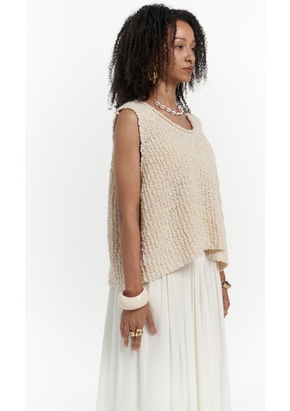 Knitle Rahat Kalıp Triko Bej Crop