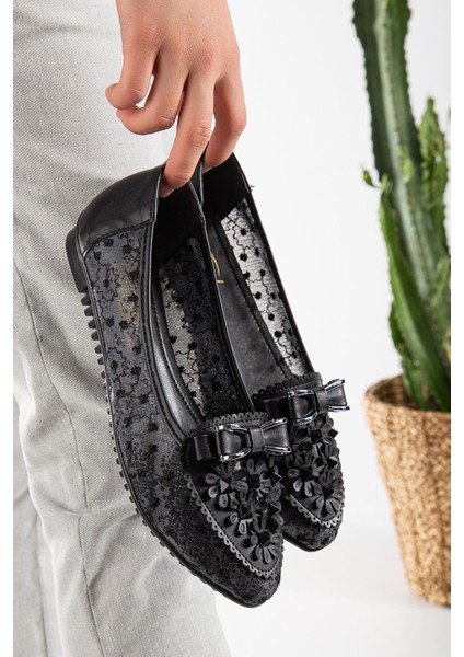 Kadın Yanları Tüllü Taş Detaylı Babet Ayakkabı Yeni Sezon