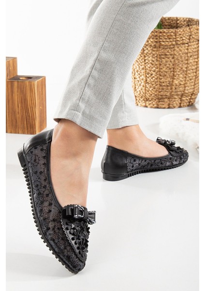 Kadın Yanları Tüllü Taş Detaylı Babet Ayakkabı Yeni Sezon fiyatları