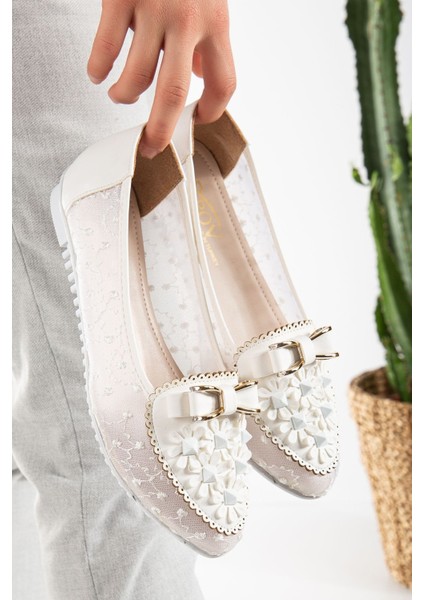 Kadın Yanları Tüllü Taş Detaylı Babet Ayakkabı Yeni Sezon