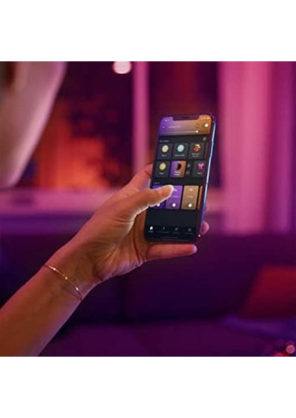 Hue Iris Beyaz Akıllı LED Masa Lambası