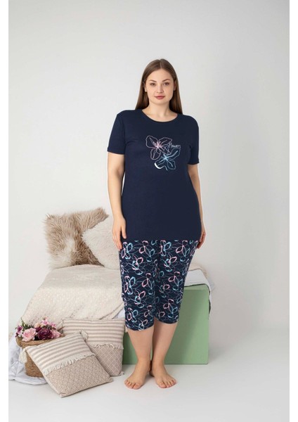 Kadın Bisiklet Yaka Düğmesiz Battal Kesim Viskon Kısa Kol Kapri Cepli Büyük Beden Pijama Takımı indirimleri