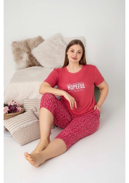 Kadın Bisiklet Yaka Düğmesiz Battal Kesim Viskon Kısa Kol Kapri Cepli Büyük Beden Pijama Takımı