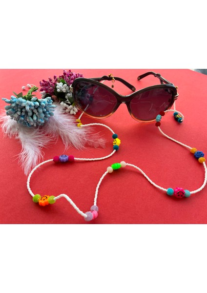 Gülen Surat Boncuklu Gözlük Aksesuarı fiyatları