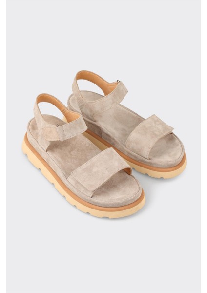 Bej Deri Kadın Sandalet fiyatları