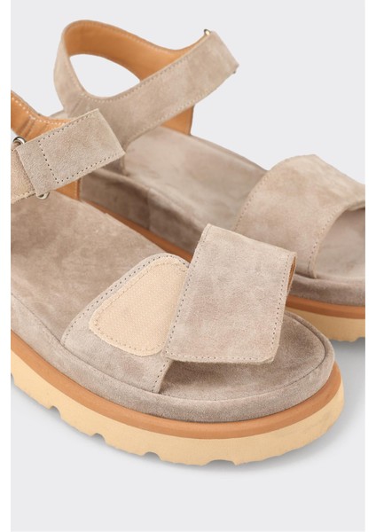 Bej Deri Kadın Sandalet indirimleri