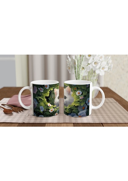 Çiçeklerle Çevrili Gizemli Beyaz Kedi Baskılı Kupa Bardak indirimleri