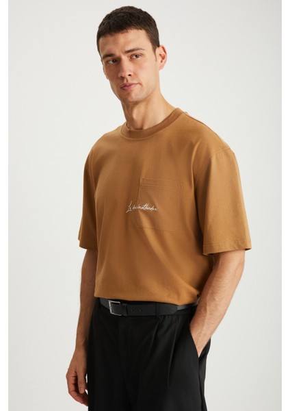 KRAVIN Erkek Pamuk Bisiklet Yaka Baskılı Kahverengi T-Shirt