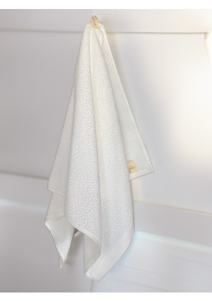Astoria Bath - Banyo Havlusu - 70x140 cm - Beyaz