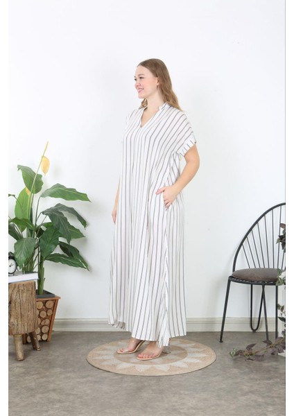 Kadın Büyük Beden Beyaz Dokuma Viskon V Yaka Ön Pileli Yan Yırtmaç Çizgili Uzun Elbise 65N38739 indirimleri