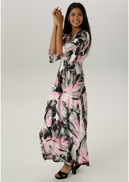 Kadın Büyük Beden Pembe, Ön Gipe Lastik Detaylı Yarasa Kol, Desenli Uzun Elbise 65N38811 fiyatları