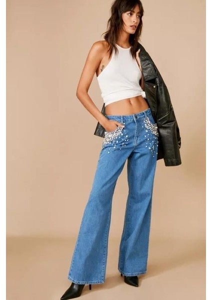Kadın Büyük Beden Mavi Taş Işleriyle Süslenmiş, Yüksek Bel, Geniş Paça 5 Cep Kot Pantolon 65N38745 modelleri