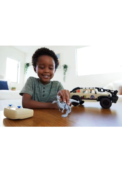 Matchbox Jurassic World Dominion Jeep Gladyatör Uzaktan Kumandalı Araba fiyatları