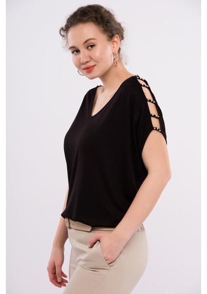 Kadın Bej Omuz Dekolteli Inci Detaylı Viskon Tunik 65N15453