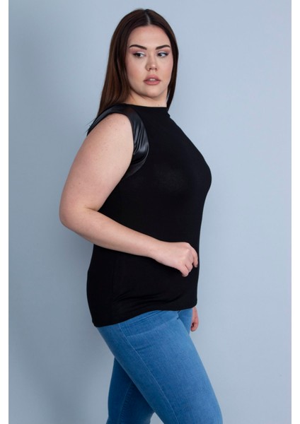 Kadın Siyah Tek Kol Ağzı Suni Deri Detaylı Düşük Kollu Bluz 65N25593 fırsatları