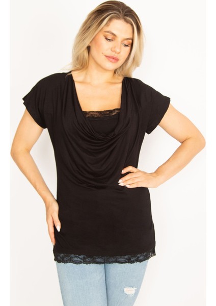 Kadın Pembe Yaka Ve Etek Ucu Dantel Detaylı Düşük Yakalı Bluz 65N34531