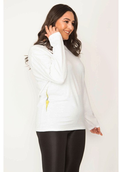 Kadın Kemik Pamuklu Kumaş Bisiklet Yakalı Sırt Baskı Detaylı Sweatshirt 65N31024 modelleri