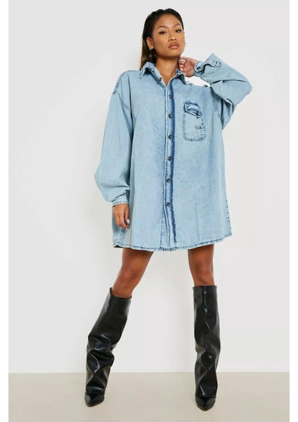 Kadın Büyük Beden Mavi, Cep Detaylı Oversize Yıkamalı Kot Gömlek 65N38808