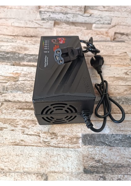 Elektrikli Bisiklet Şarj Cihazı 72V 20AH (6 Batarya Dolum Göstergeli)