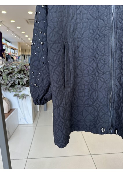 Taş Detaylı Siyah Kap Ceket Q02