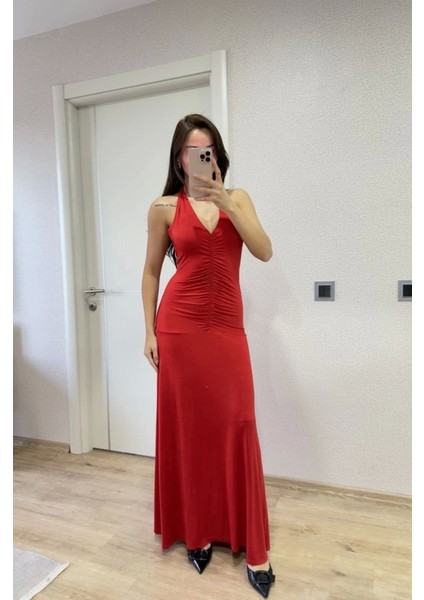 Sırt Dekolteli Uzun Kollu Elbise