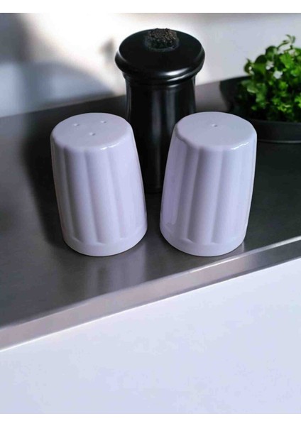 2'li Set. Tuzluk ve Biberlik ( Porselen Veya Melamin Değildir.polikarbon Plastiktir. ) fırsatları