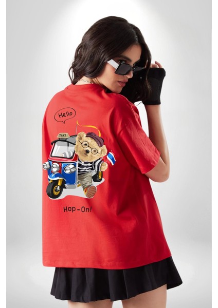 Taksici Oyuncak Ayı Fransız Kadın Erkek Ön Minimal Sırt Baskılı Kırmızı Pamuklu Tişört indirimleri