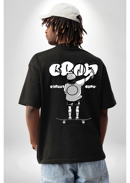 Sokak Yaşamı Kaykaylı Çocuk Grafiti Kadın Erkek Ön Minimal Sırt Baskılı Siyah Pamuklu Tişört indirimleri