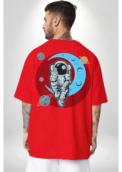 Uzay Ay Içinde Oturan Astronot Kadın Erkek Ön Minimal Sırt Baskılı Kırmızı Pamuklu Tişört fiyatları