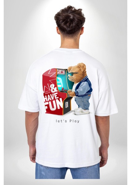 Oyun Oynayan Tatlı Oyuncak Ayı Kadın Erkek Ön Minimal Sırt Baskılı Beyaz Pamuklu Tişört indirimleri