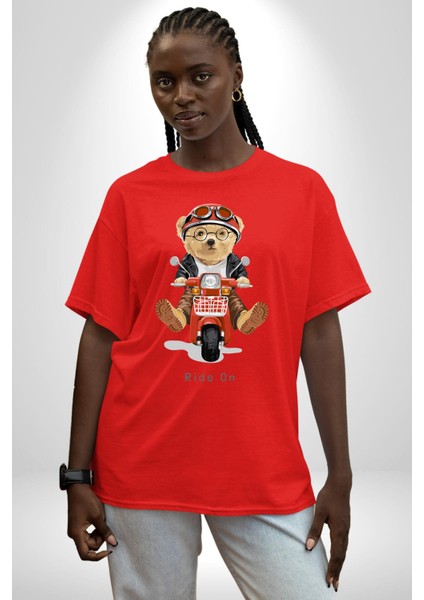 Motor Süren Oyuncak Ayı Kadın Erkek Ön Baskılı Kırmızı Pamuklu Tişört Penye Klasik