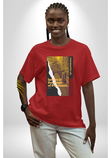 Sezonun Büyüsüne Inanın Kadın Erkek Ön Baskılı Kırmızı Pamuklu Tişört Penye Klasik indirimleri