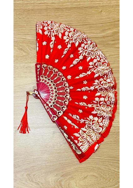 Kırmızı Desenli Şık Yelpaze modelleri