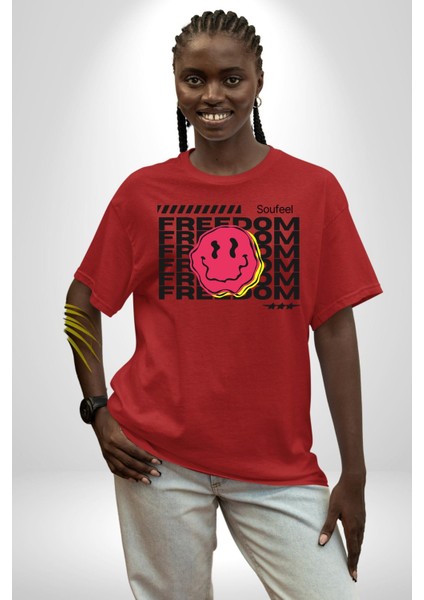 Özgürlük Gülen Surat Kadın Erkek Ön Baskılı Kırmızı Pamuklu Tişört Penye Klasik fiyatları