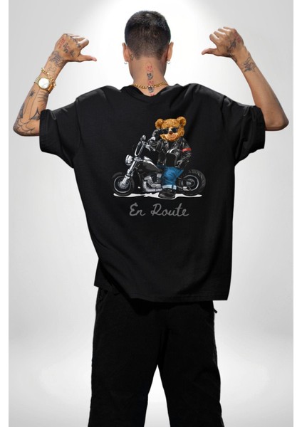 Havalı Motor Süren Oyuncak Ayı Kadın Erkek Ön Minimal Sırt Baskılı Siyah Pamuklu Tişört fiyatları