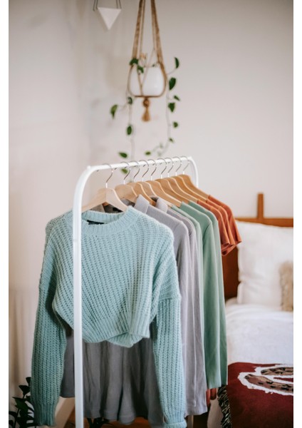 24'lü Premium Ahşap Elbise Askısı Otel-Dolap-Büro fırsatları