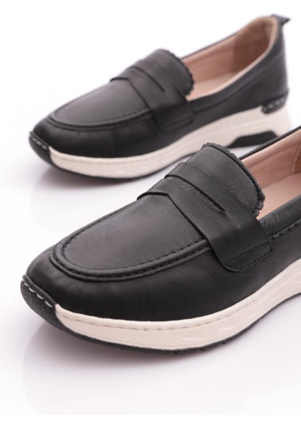 P48 Kadin Şeritli Comfort Ayakkabi fırsatları