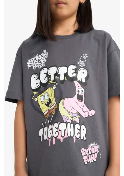 Kız Çocuk SpongeBob Oversize Geniş Kalıp Bisiklet Yaka Kısa Kollu Tişört E6565A825HS indirimleri